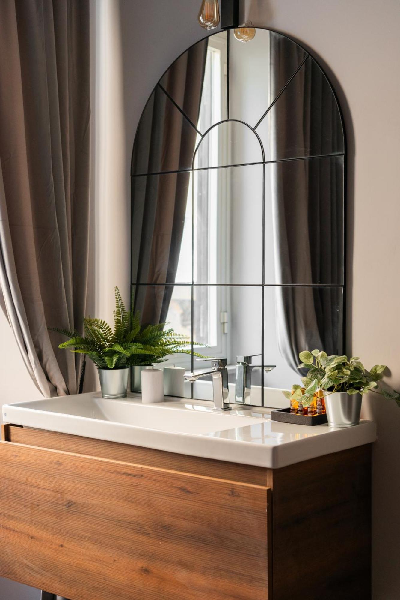 Jacuzzi Termini Apartment Rome